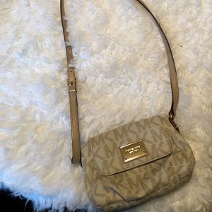 Michael Kors crossbody